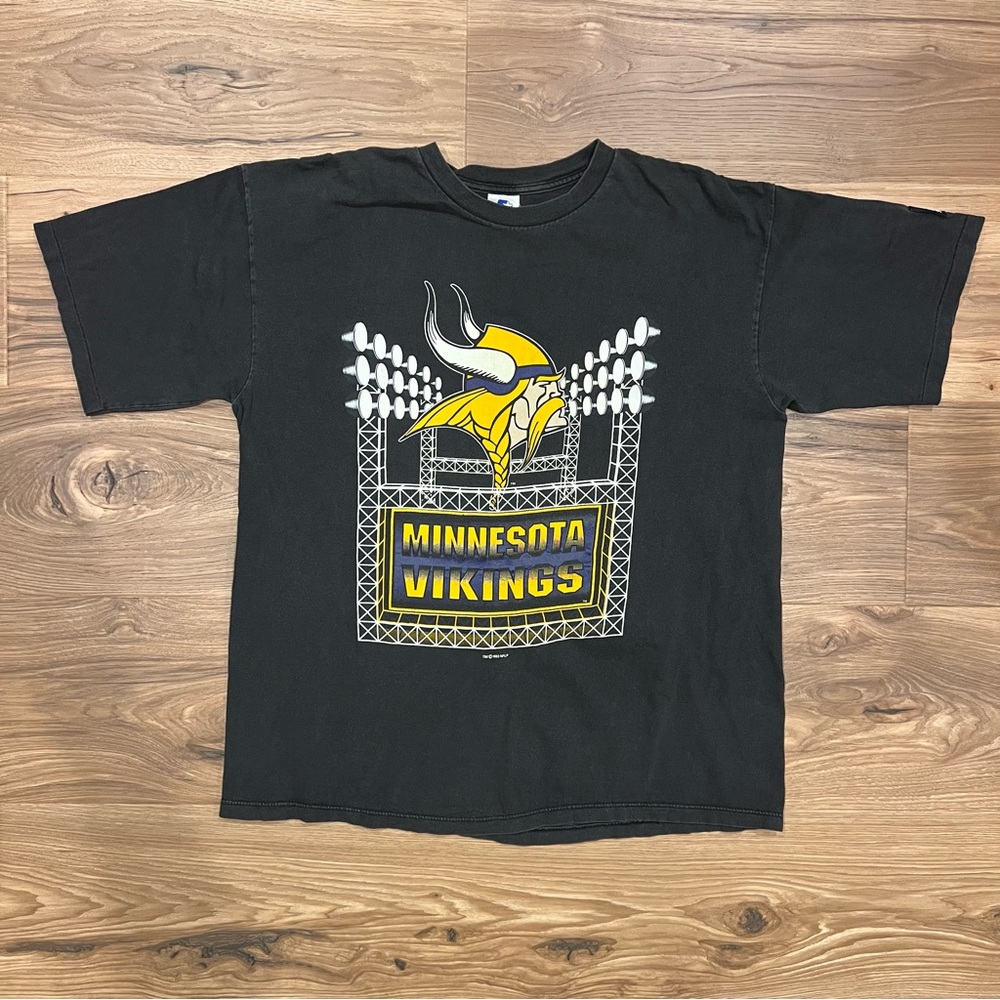 Vintage Starter Minnesota Vikings Large Black T Shirt